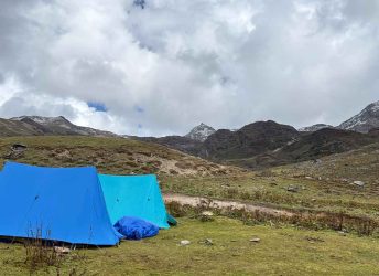 Dragon Hiking Tour camps